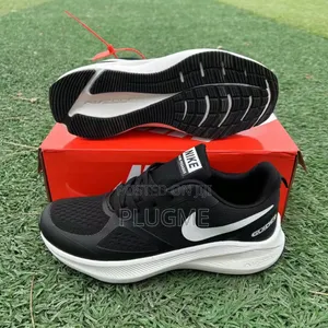 Nike Zoom Sneakers