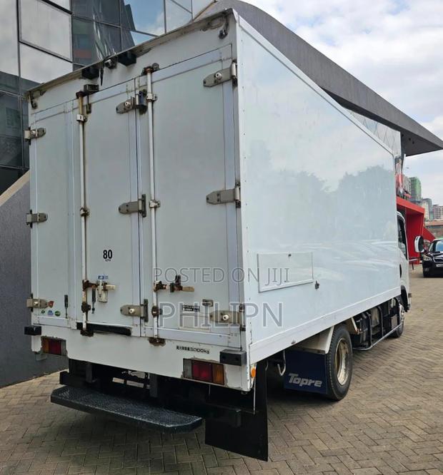 Isuzu Elf Refrigerator Truck Fridge Insulated Fiber Body - thumbnail 6