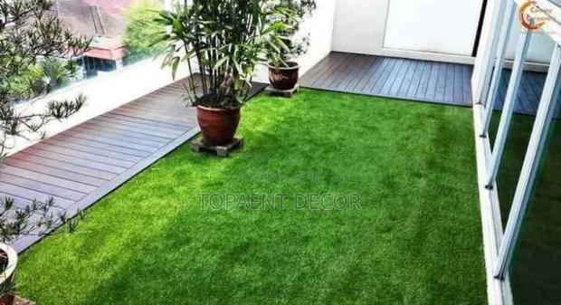 Balcony View Point Radiant Green Balcony Artificial Grass Carpet - main view
