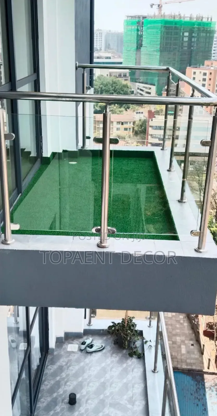 20mm Balcony View Radiant Green Artificial Grass Carpet