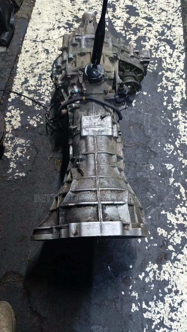 Nissan Haprdbody Zd30 Gearbox N Transfer 4 Wd - main view
