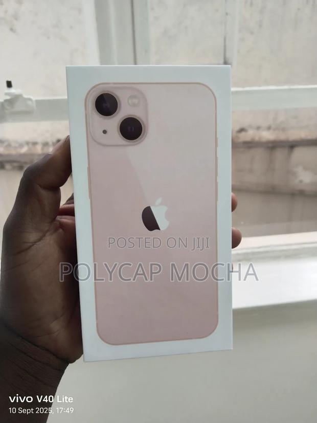 Apple iPhone 13 128 GB Pink - thumbnail 2