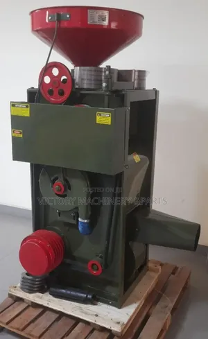 Milano Italia Rice Miller Machine Capacity 900 To1200 KGS No Motor