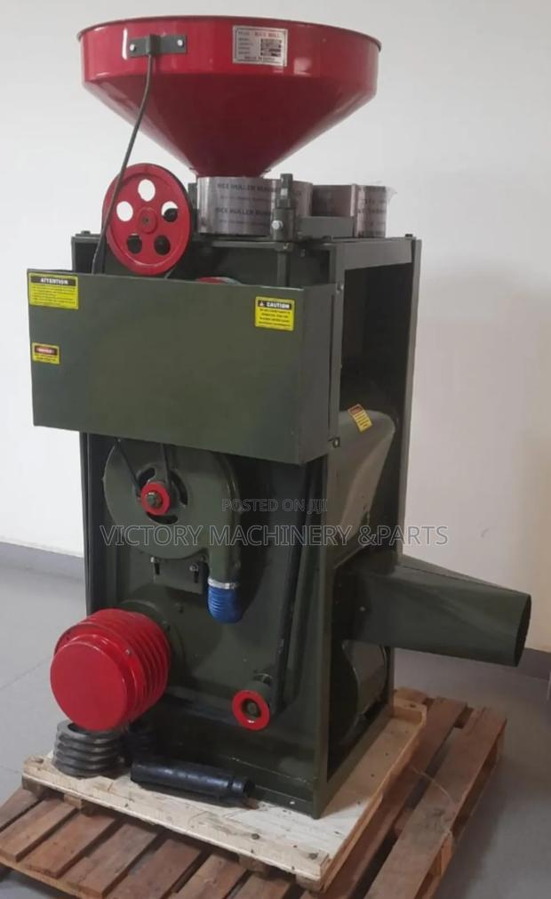 Milano Italia Rice Miller Machine Capacity 900 To1200 KGS No Motor