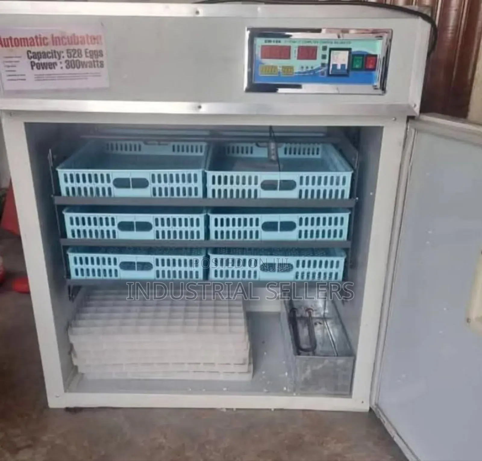 Strong 528 Egg Incubator Machine