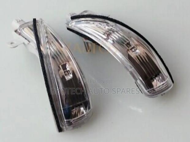 Demio 2012 Sidemirror Indicator