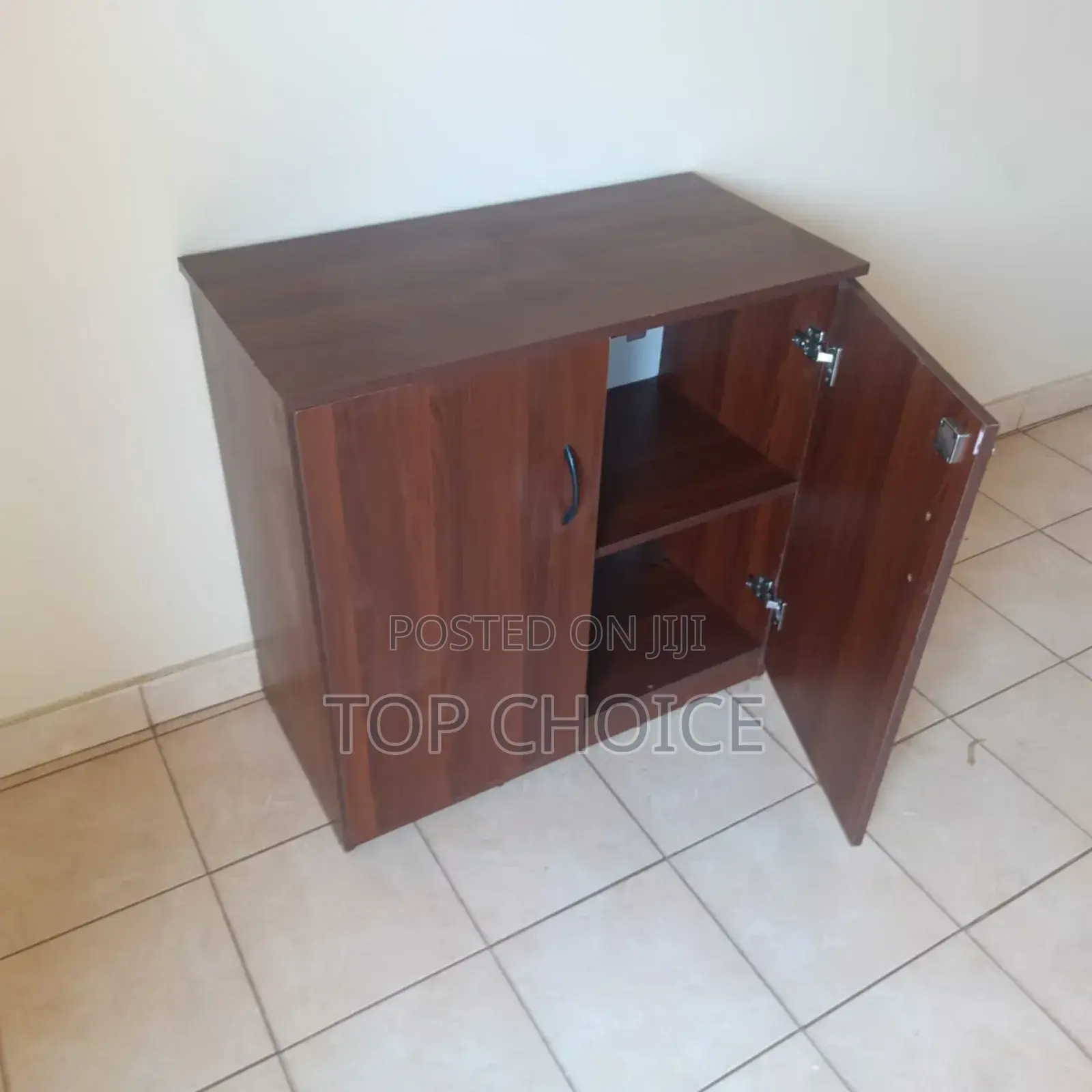 Modern Mahogany Kitchen Cabinet