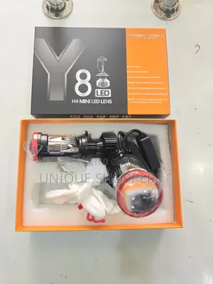 Y8 - H4 Mini Projector Led Bulb