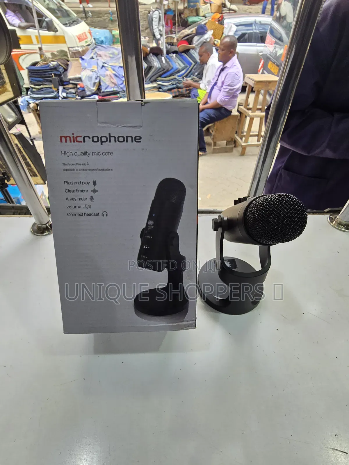 Quality Podcast/Table Microphone With Voice Cancellation