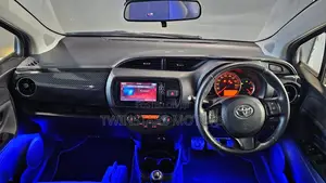 Toyota Vitz 1.5 FWD 5dr 2018 Pearl