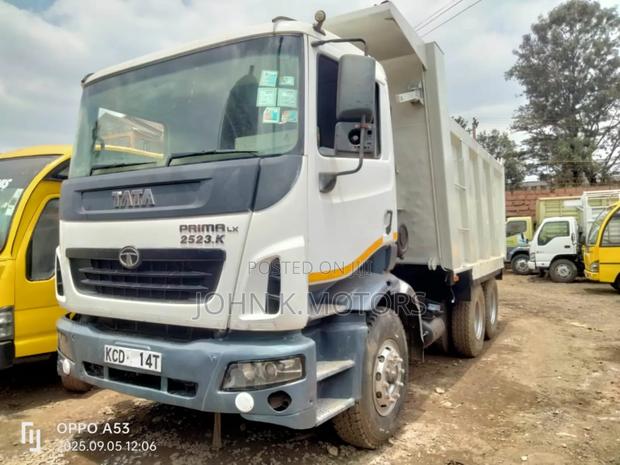 Tata Prima 2523 Truck - thumbnail 3