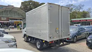 Mitsubishi Canter 2018 White