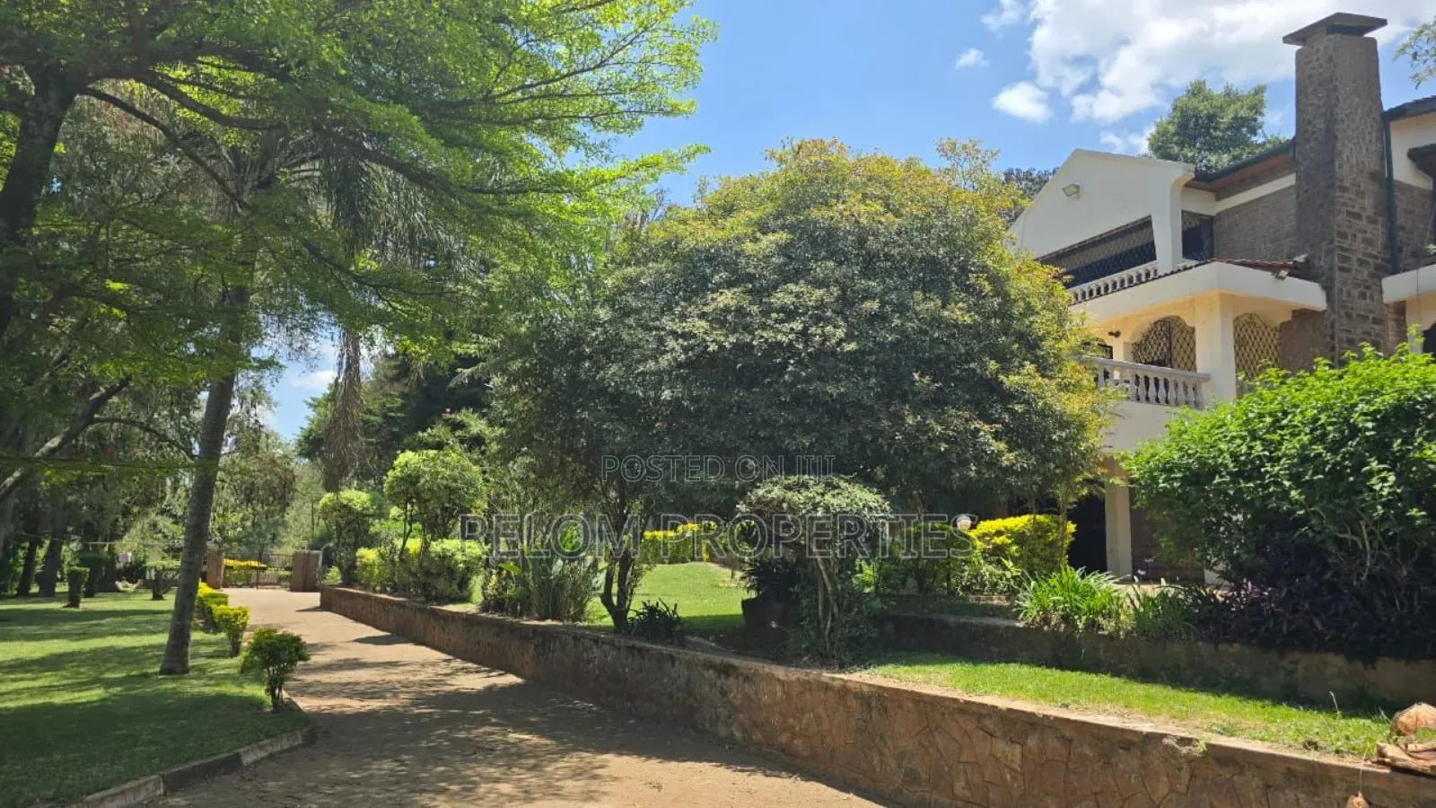 7bdrm Maisonette in Karen for rent