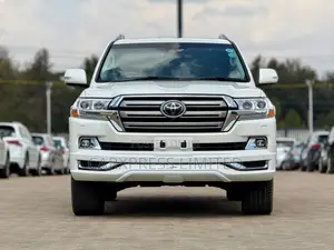Toyota Land Cruiser 4.6 V8 ZX 2018 White
