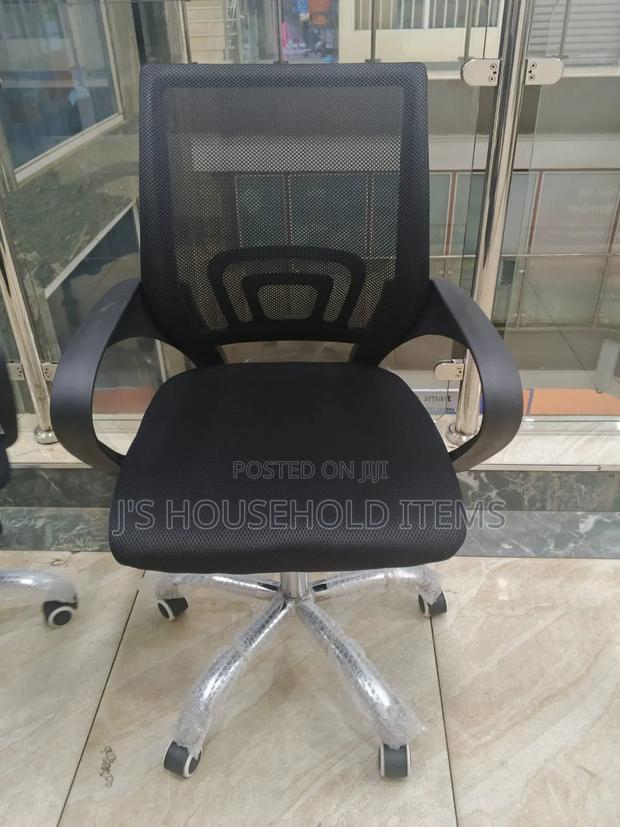 Secretarial Chair Without Head Rest - thumbnail 4