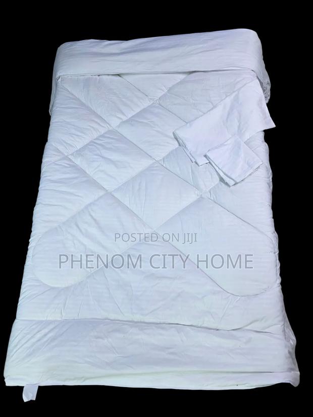 Grey and White Binded Duvet Set - thumbnail 2