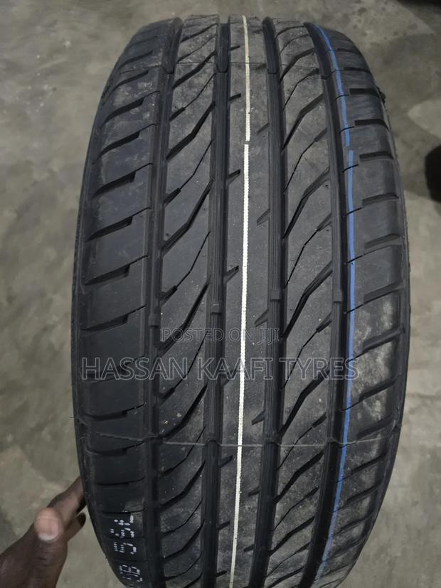 215/55r17 Wide Way Tyre - thumbnail 2