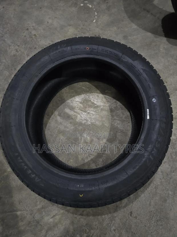 215/55r17 Wide Way Tyre - thumbnail 3