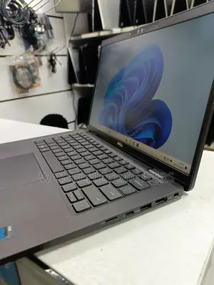 Laptop Dell Latitude 7420 16GB Intel Core I7 SSD 512GB