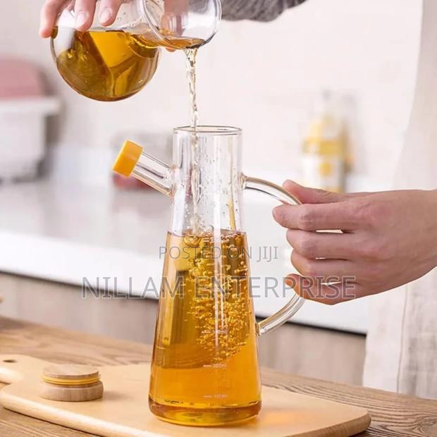 Glass Oil Jar With Bamboo Lid 580ml - thumbnail 3