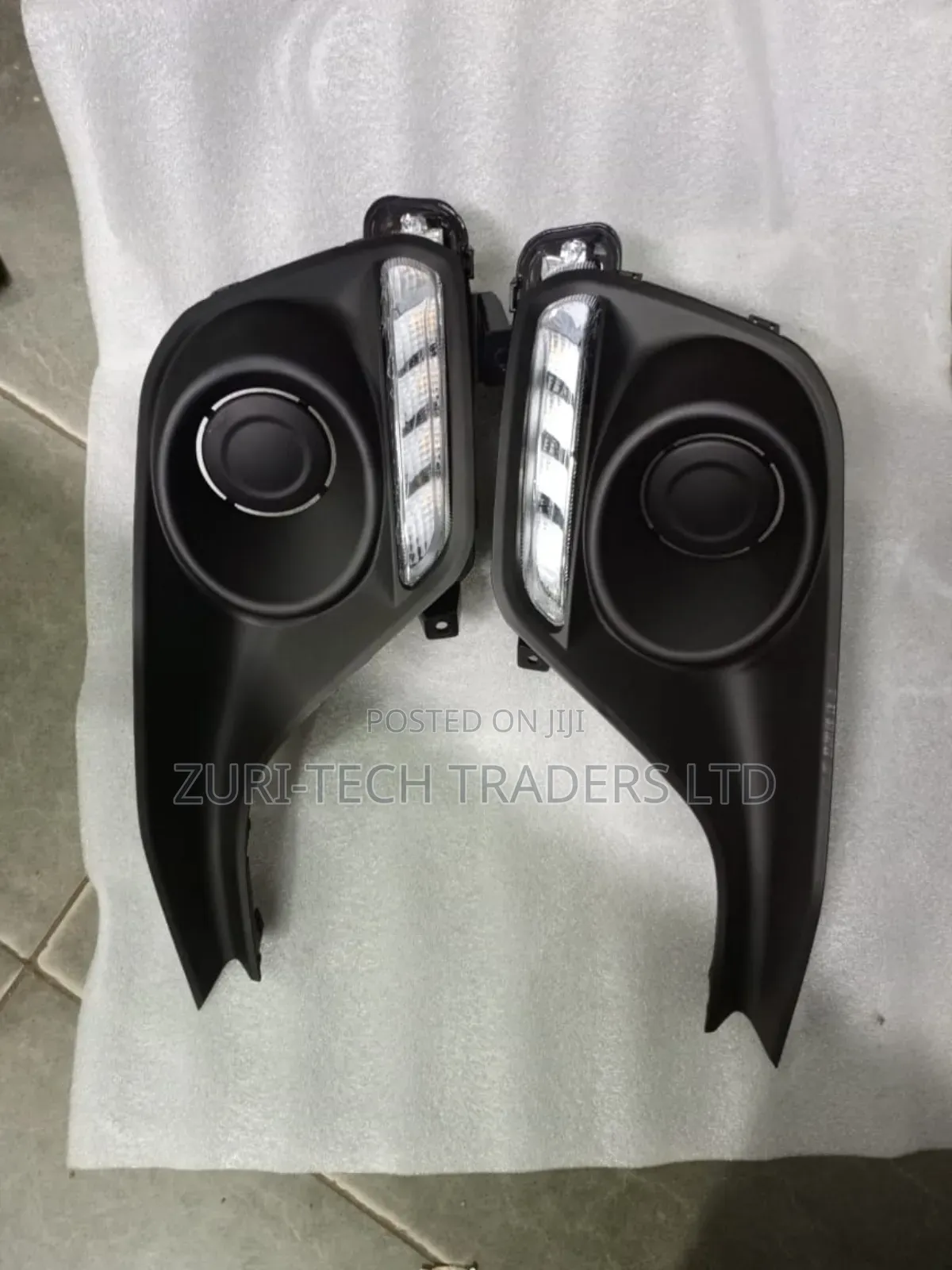 Suzuki Swift 2018 Foglights