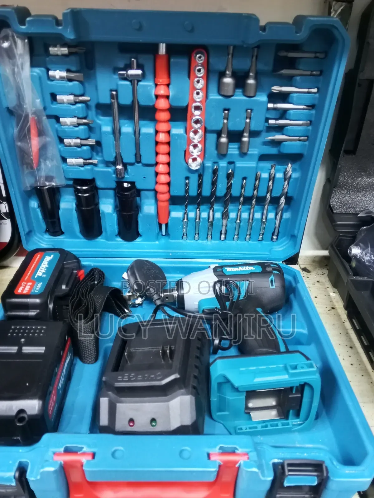 Makita Impact Wrench/ 198v Impact Wrench