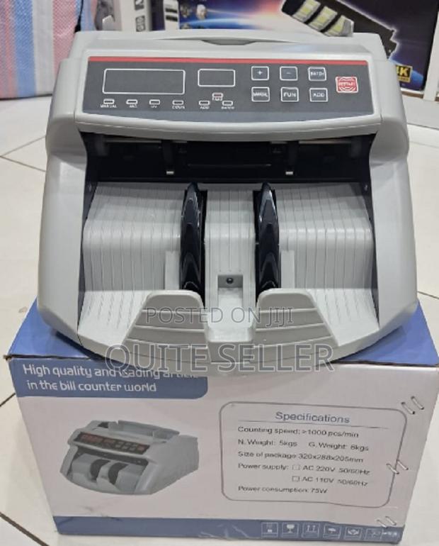 Affordable Money Counter With Counterfeit Detection - main view