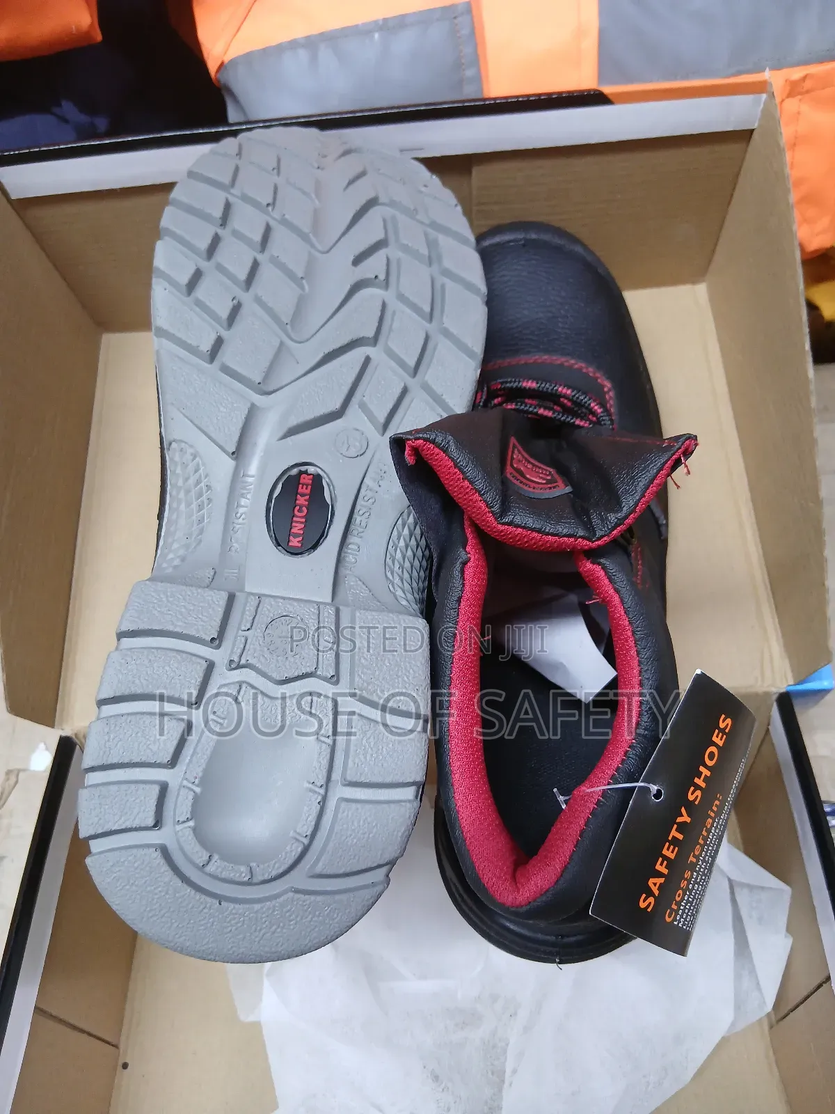 Uultimate Plus Boots