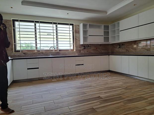 6bdrm Mansion in Runda for sale - thumbnail 6