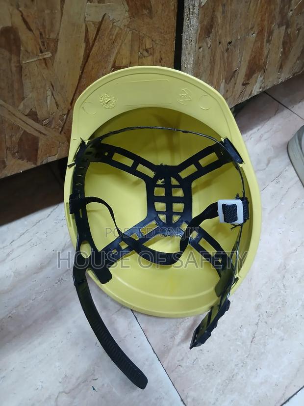 Generic Helmets For Men And Women - thumbnail 4