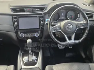 Nissan X-Trail 2018 Red