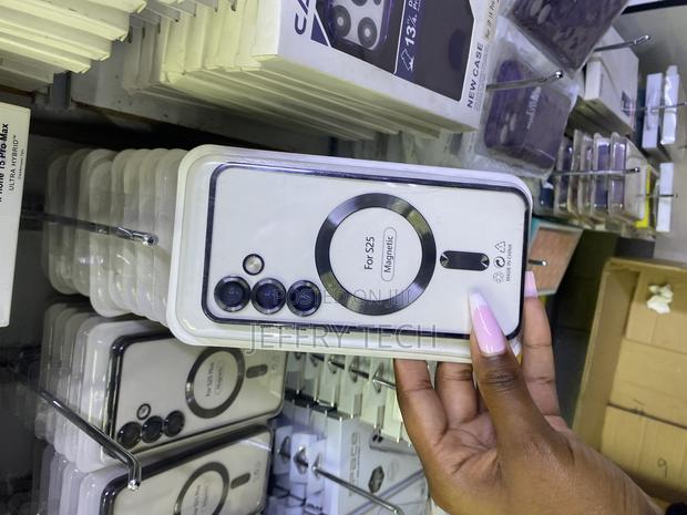 Vonzee Clear Logo Electroplating Transparent Case for Samsung S25 - main view