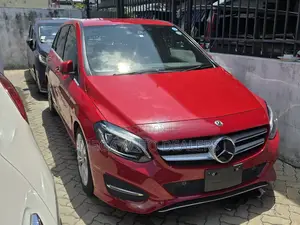 Mercedes-Benz A-Class 2018 Red