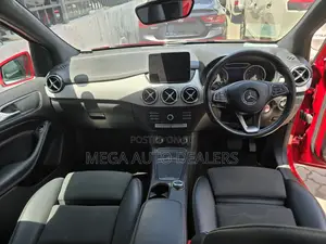 Mercedes-Benz A-Class 2018 Red