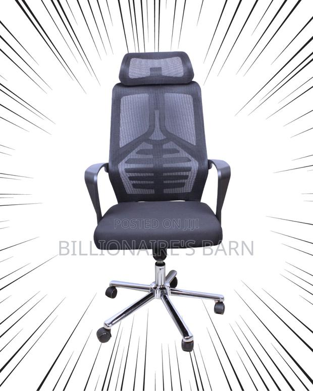 High Back Mesh Office Chair | Comfy Adjustable Height - thumbnail 2