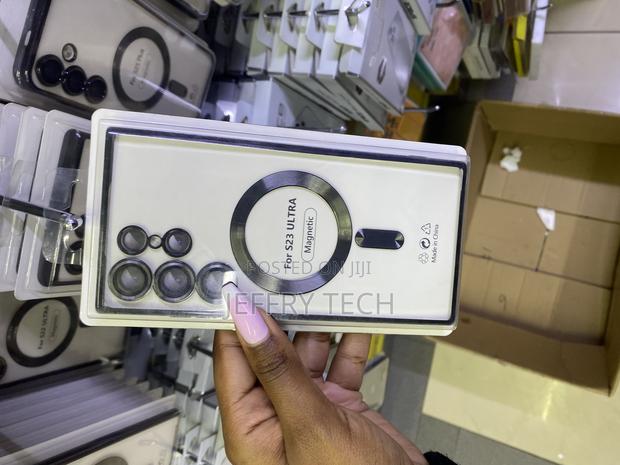 Raleavo Magnetic Case for Samsung Galaxy S23 Ultra Clear - main view