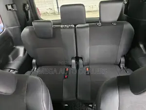Toyota Noah 2018 White