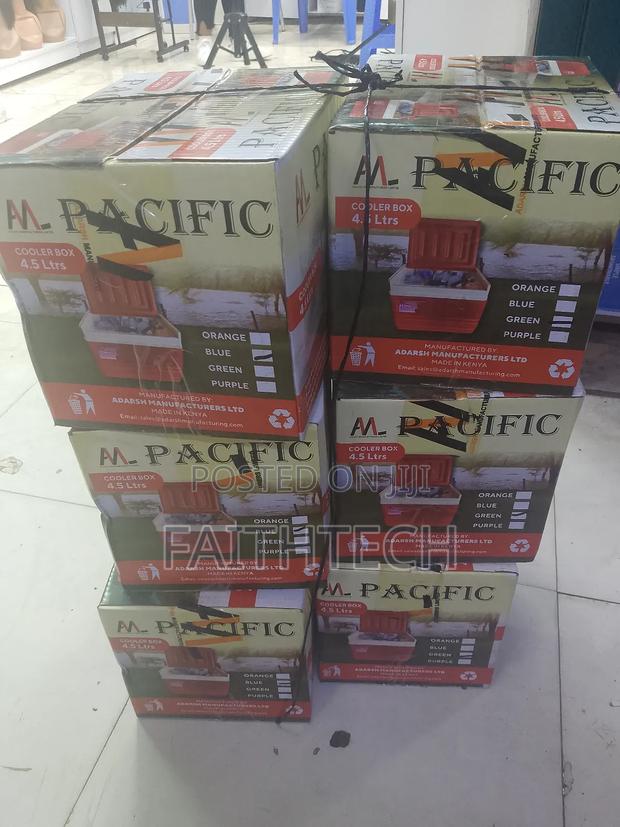 4.5litres Pacific Cooler Box - thumbnail 2