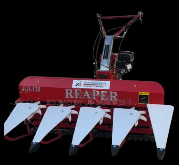 Multi-Crop Reaper Machine – Portable Agricultural Harvester.