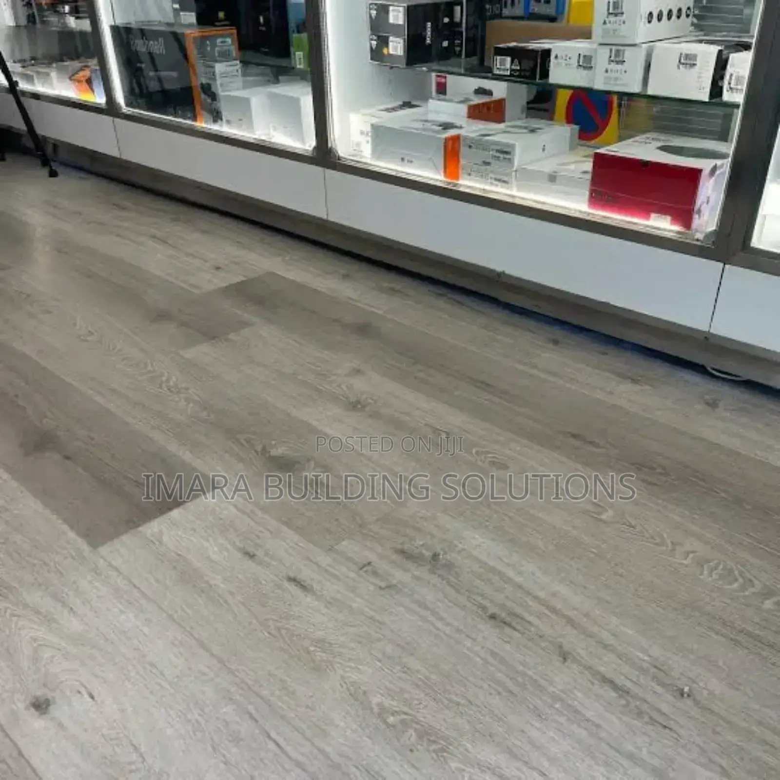 SPC Flooring – Luxury Vinyl Plank With Stone Core
SPC