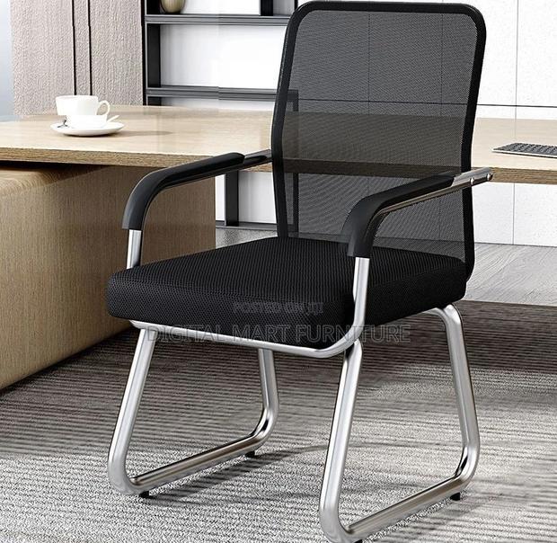 Office Chair: Fixed Mesh Guest Office Chair