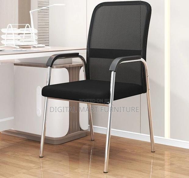 Office Chair: Fixed Mesh Guest Office Chair - thumbnail 4