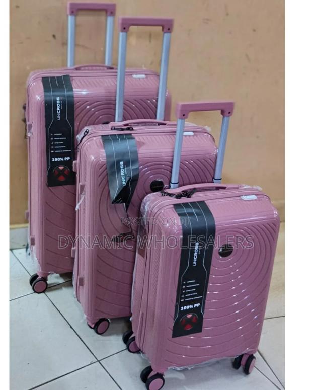 Big Size Unbreakable Suitcase/ Travel Bag - thumbnail 3