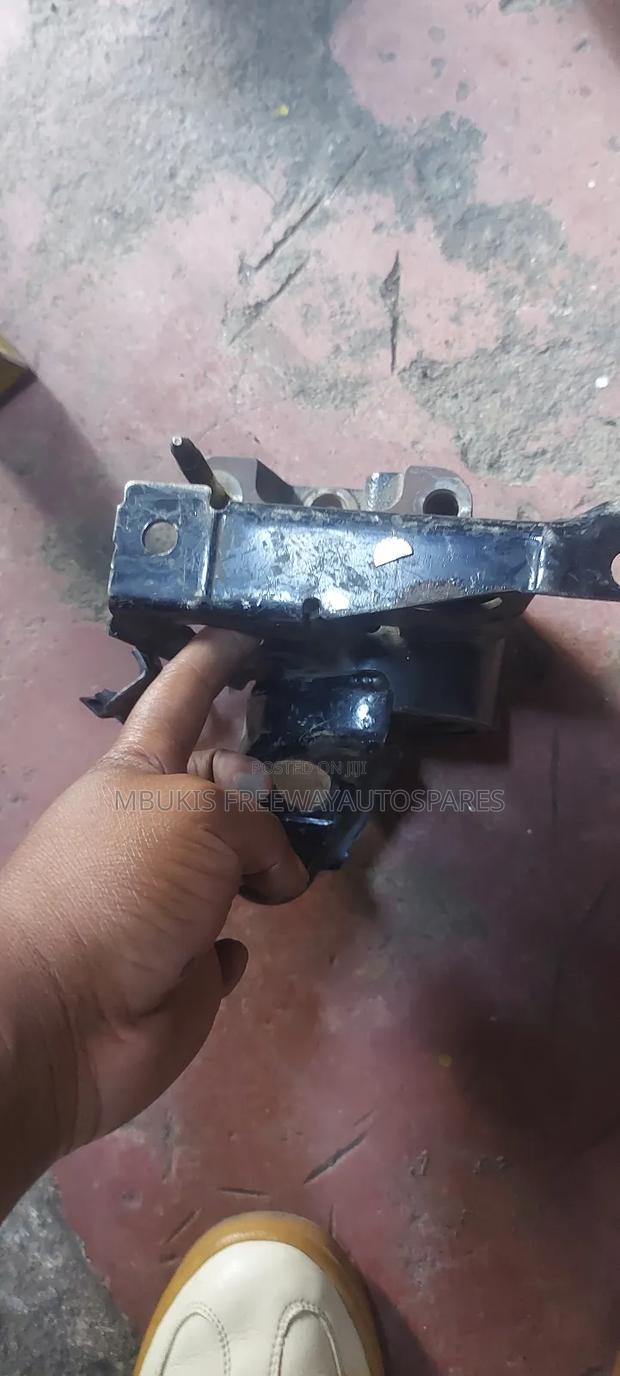 Gear Mounting Xtrail Old Model Nt30 - thumbnail 2