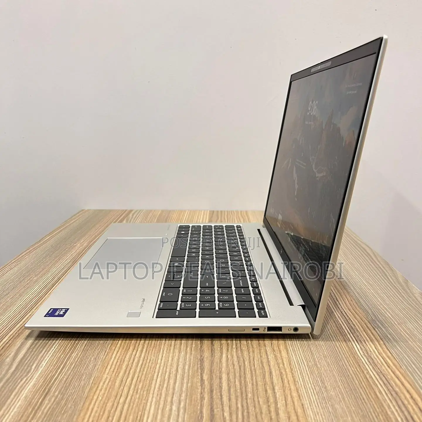 Laptop HP EliteBook 860 G10 16GB Intel Core Ultra 7 SSD 512GB