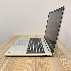 Laptop HP EliteBook 860 G10 16GB Intel Core Ultra 7 SSD 512GB