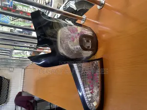 Toyota Sienta Taillights(Body Boot)