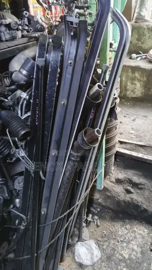 Toyota 5l 7l 9l Sliding Door Rail