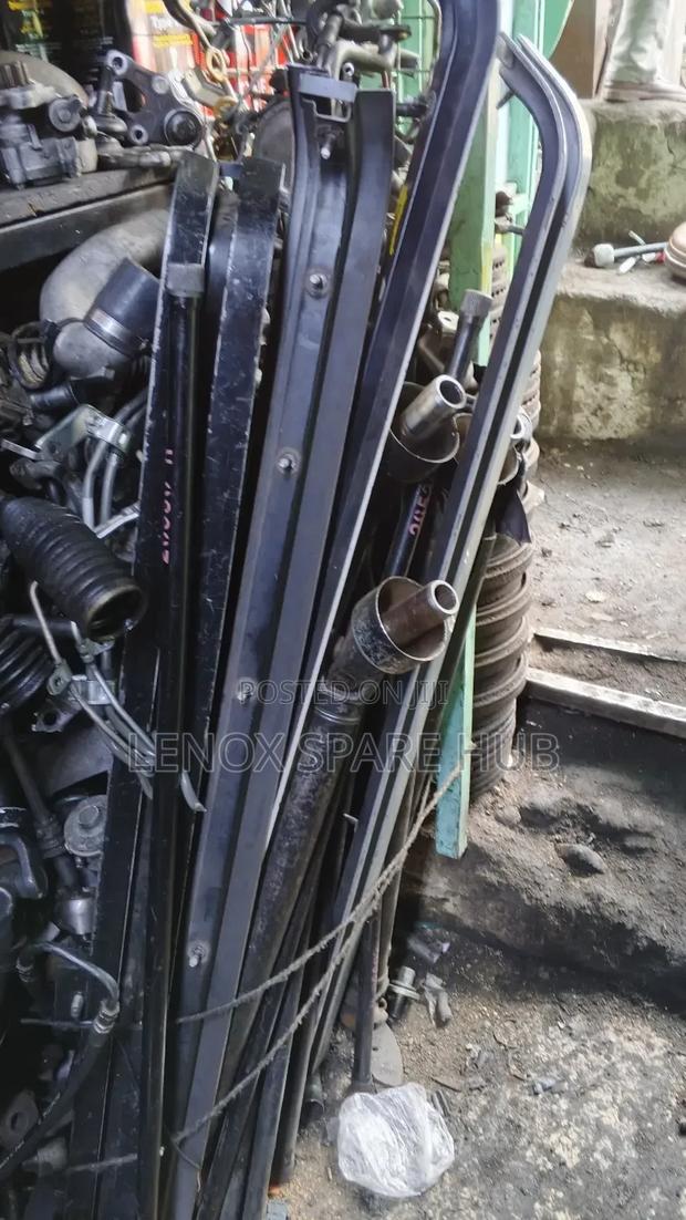 Toyota 5l 7l 9l Sliding Door Rail