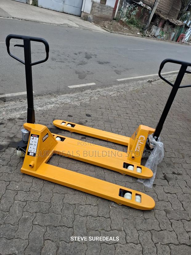 Hydraulic Hand Pallet Trucks. 3t Capacity